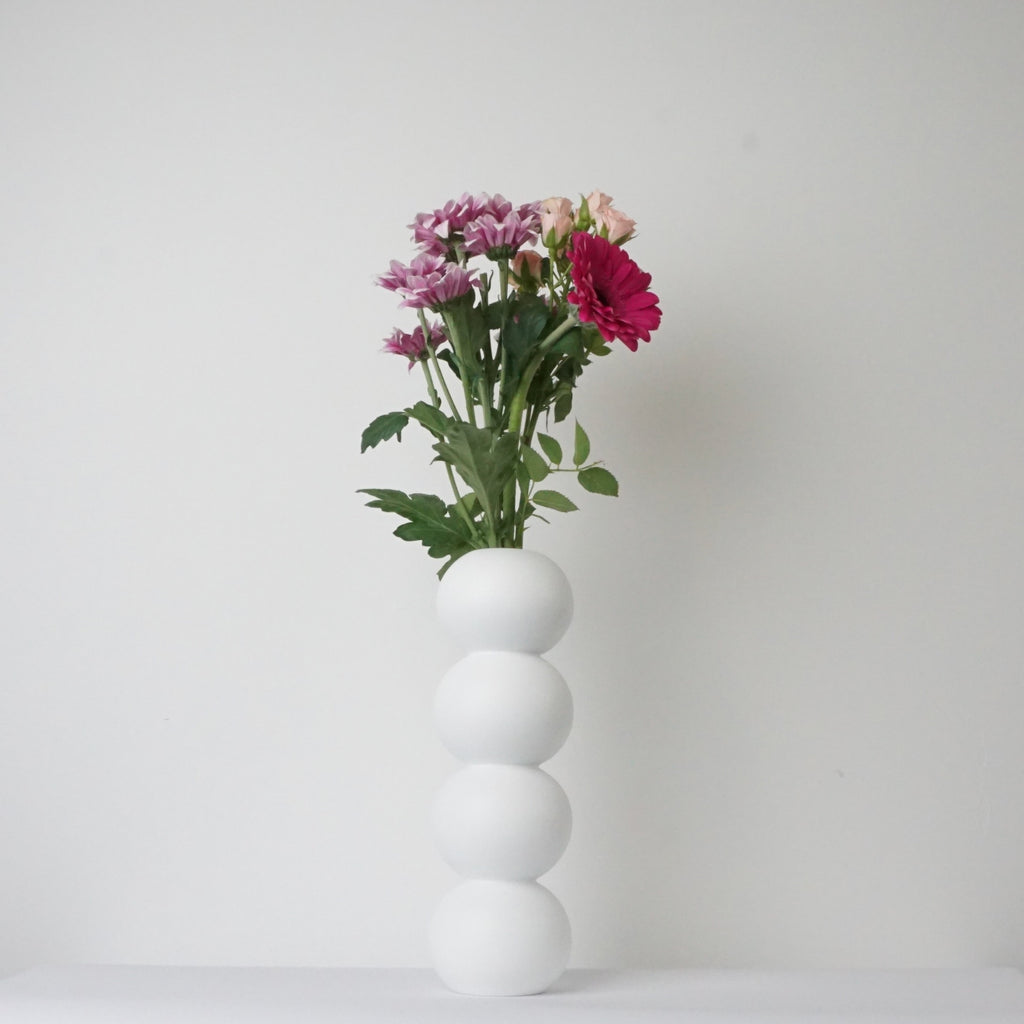 LEMON LILY Vase stack Vases White