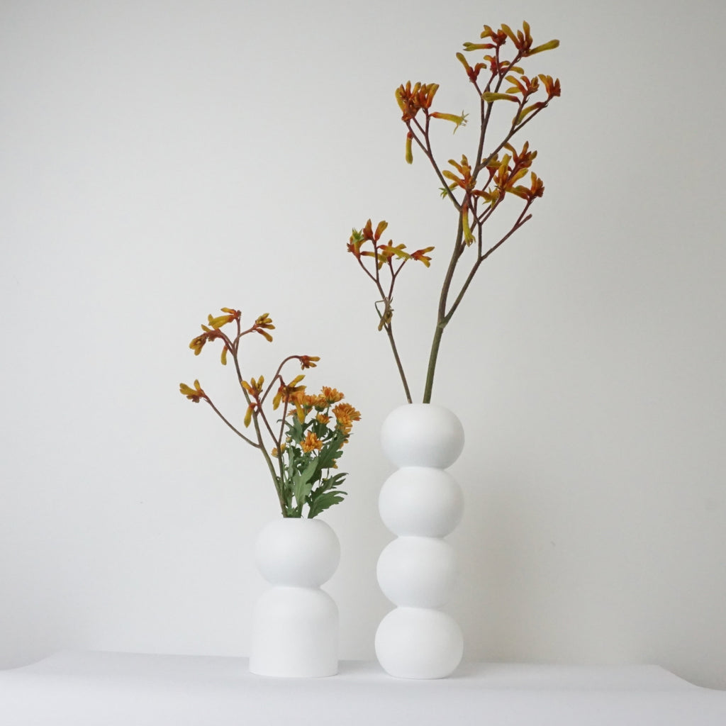 LEMON LILY Vase stack Vases White
